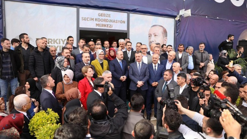 AK Parti Gebze SKM’ye coşkulu açılış