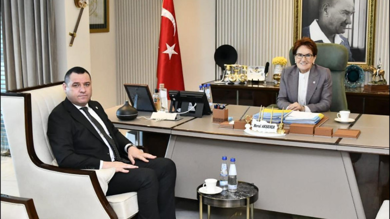 Nusret Acur, Meral Akşener’i ziyaret etti