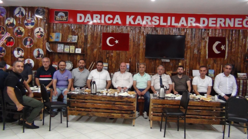 Darıca Karslılar Derneği eğitimcileri ağırladı