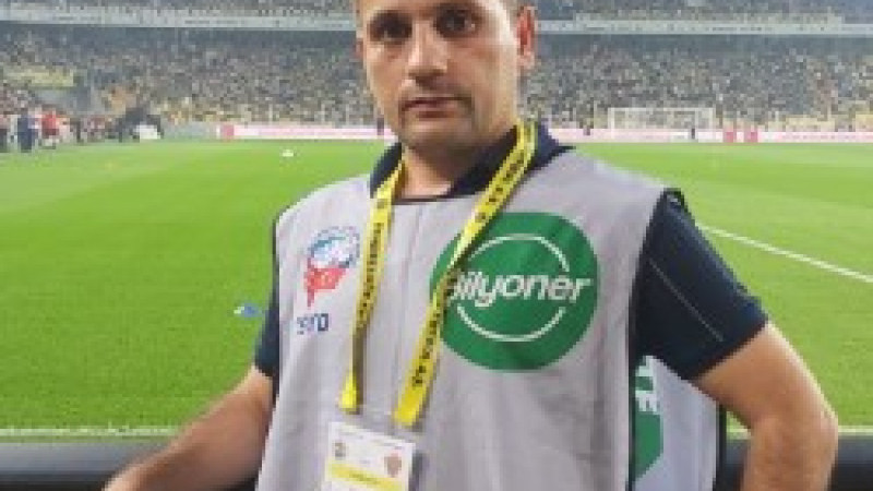 GAZETECİ EMRAH DURSUN DUBAİ YOLCUSU