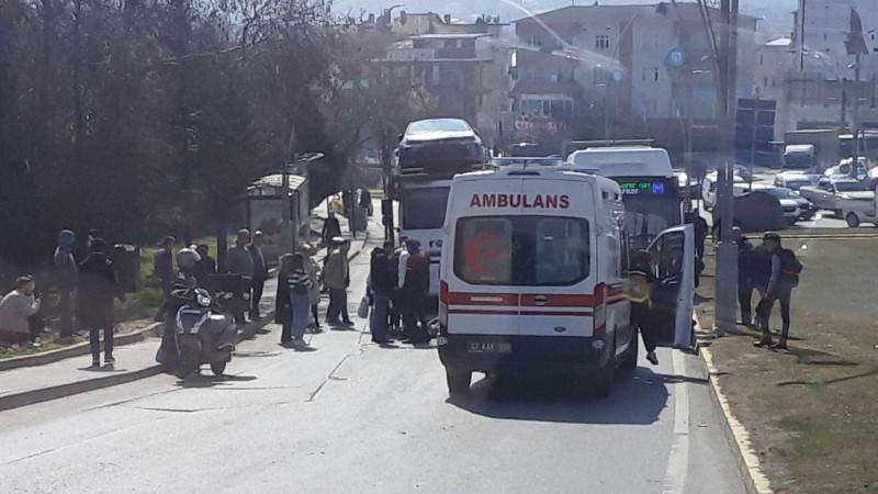 Eskihisar Kavşağı’nda yine trafik kazası… 