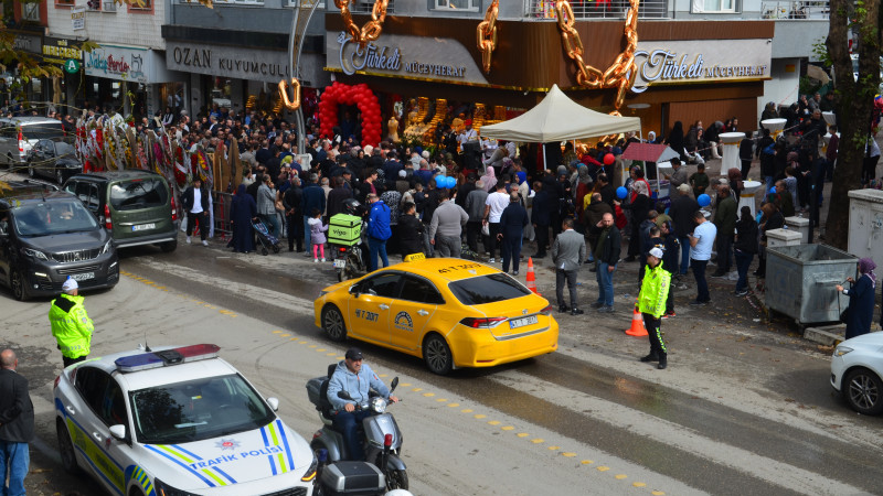 Darıca’da ücretsiz altın kuyruğu… (VİDEO HABER)