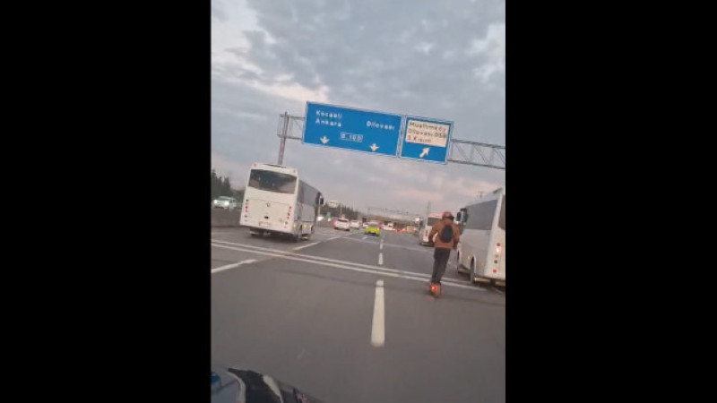 Muallimköyde tehlikeli  scooterlı yolculuk