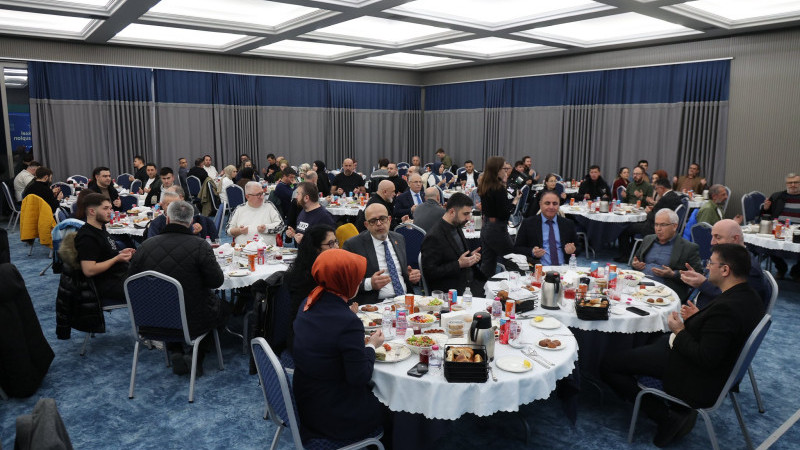 Darıca Belediyesi, bölge basın mensuplarını iftarda ağırladı
