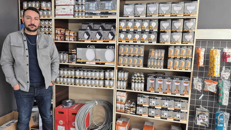 KARANLIĞA MEYDAN OKUYAN ADAM! 7/24 NÖBETTE, TEK TELEFONLA KAPINIZDA