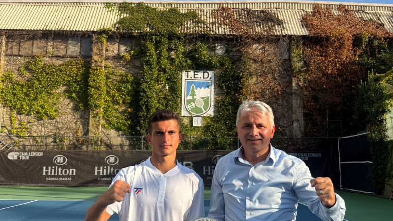 DARICALI TENİSÇİ EMİRHAN BULUT TÜRKİYE ŞAMPİYONU OLDU