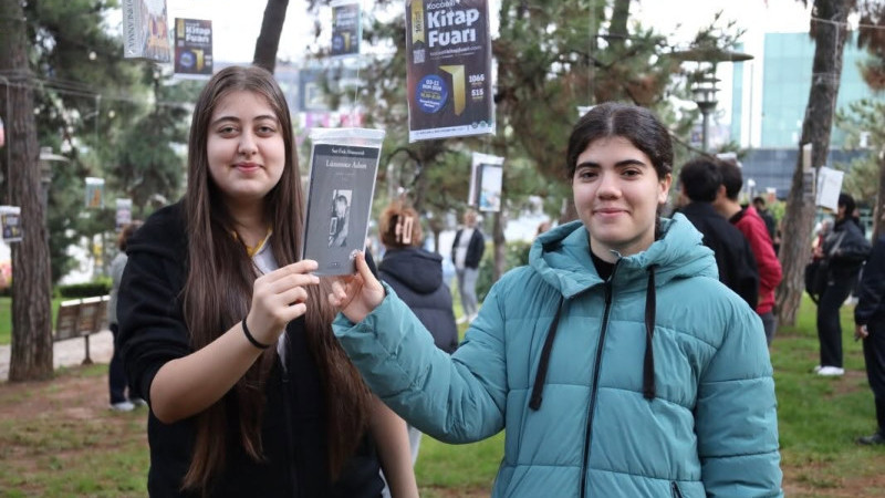 Gebze'de ağaçlar kitap açtı