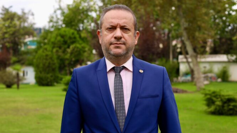 Hüseyin Öziri: “Dik duruşumuzla, meslek onurumuzla, dayanışmayla geliyoruz”