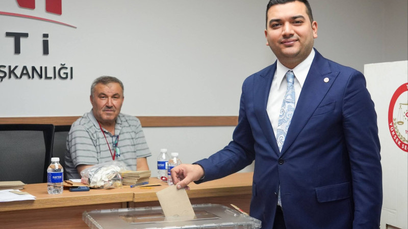 İşte, Cihan Özaltan'lı Darıca'da YENİ Parti yönetimi....